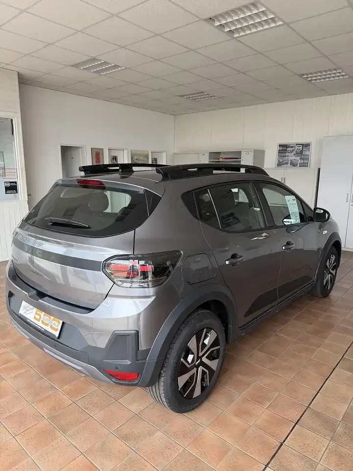 Dacia Sandero - Thumbnail 7