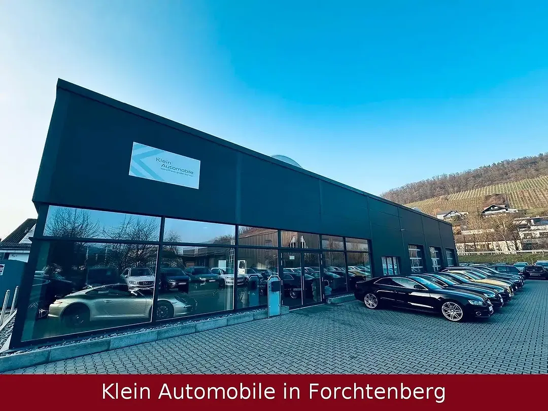 Mercedes-Benz GLC 300 - Thumbnail 15