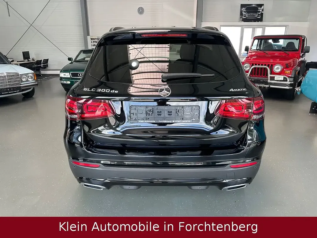 Mercedes-Benz GLC 300 - Thumbnail 6