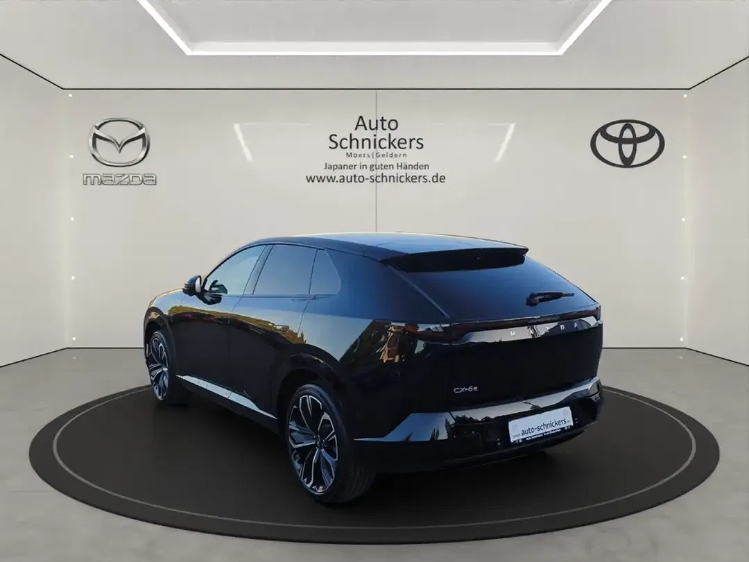 Mazda CX-6e - Thumbnail 3