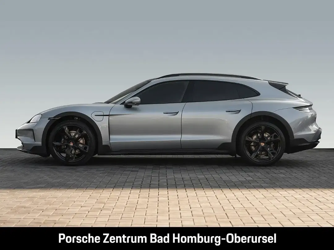 Porsche Taycan - Thumbnail 2