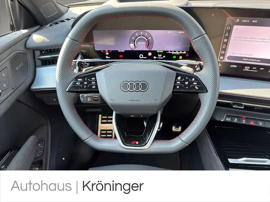 Audi Q3 - Thumbnail 11