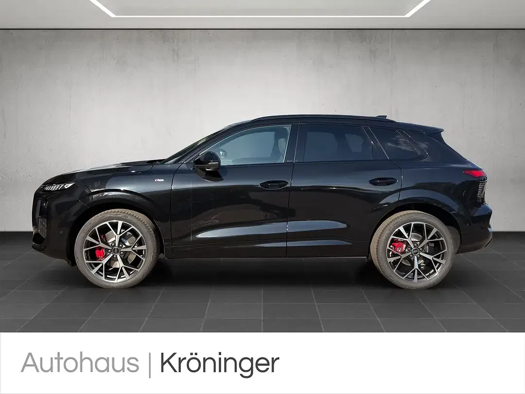 Audi Q3 - Thumbnail 3
