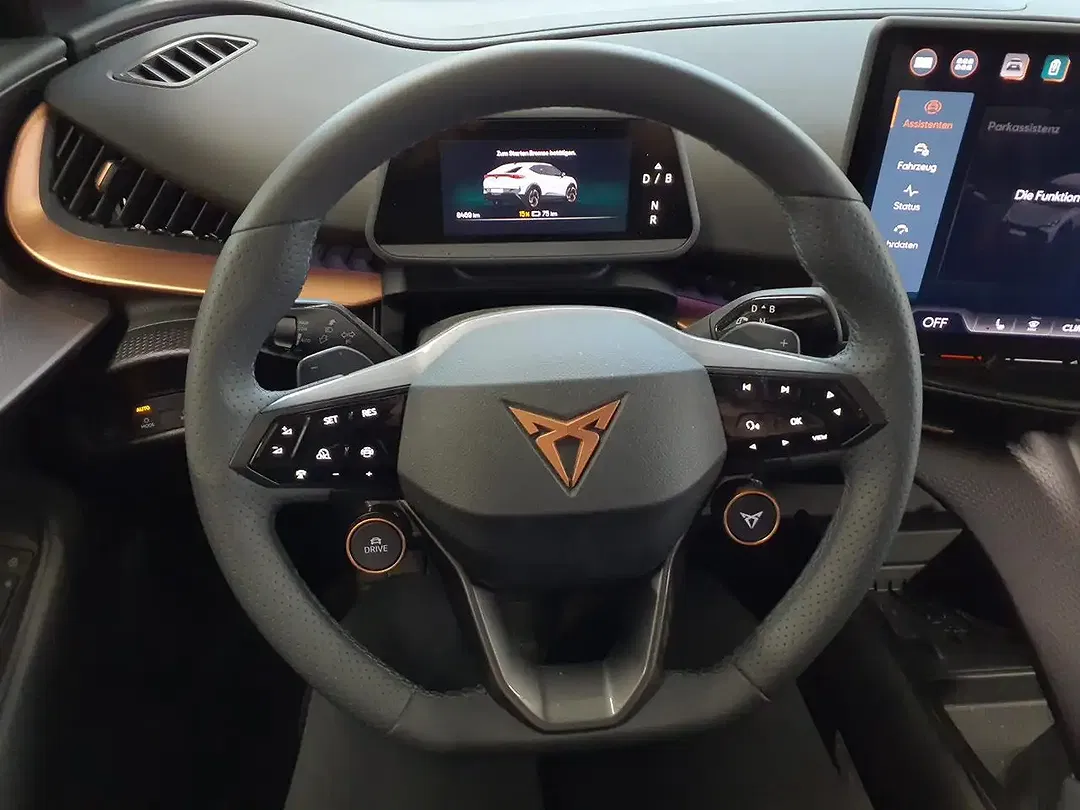 CUPRA Tavascan - Thumbnail 3