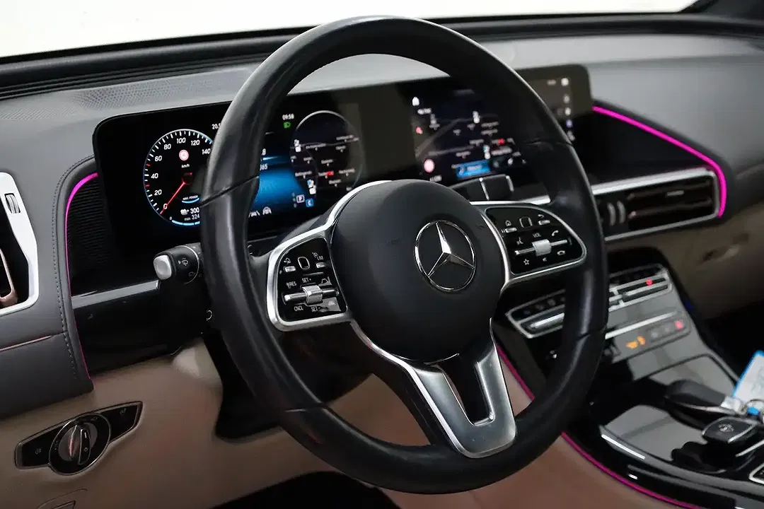 Mercedes-Benz EQC 400 - Thumbnail 11