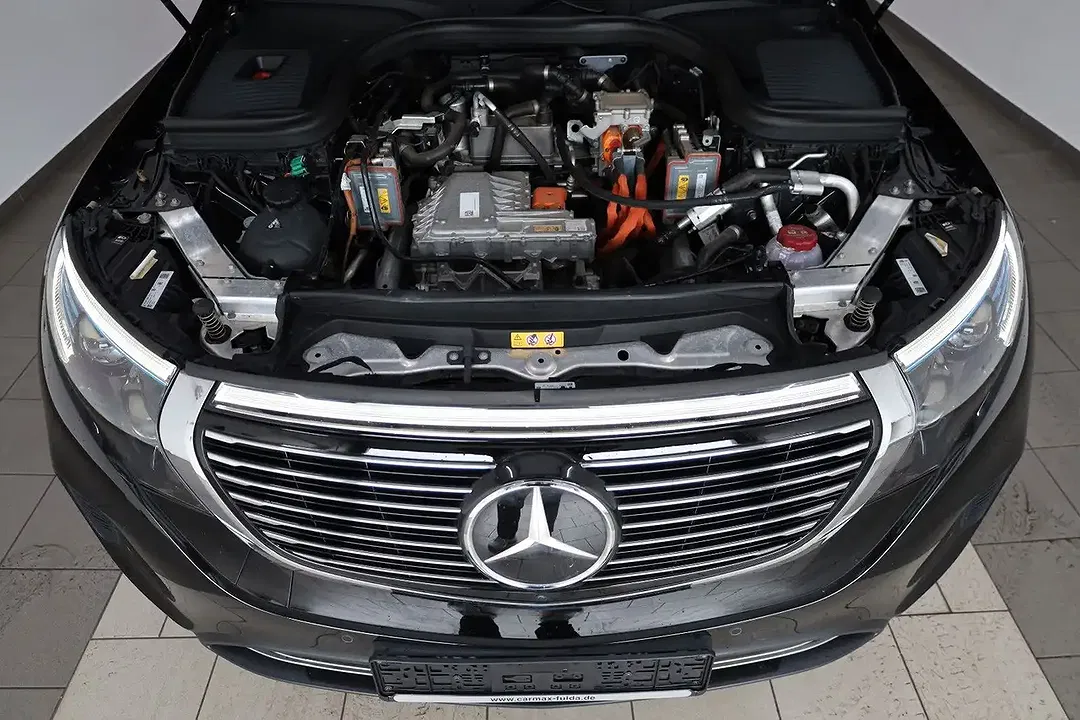 Mercedes-Benz EQC 400 - Thumbnail 27