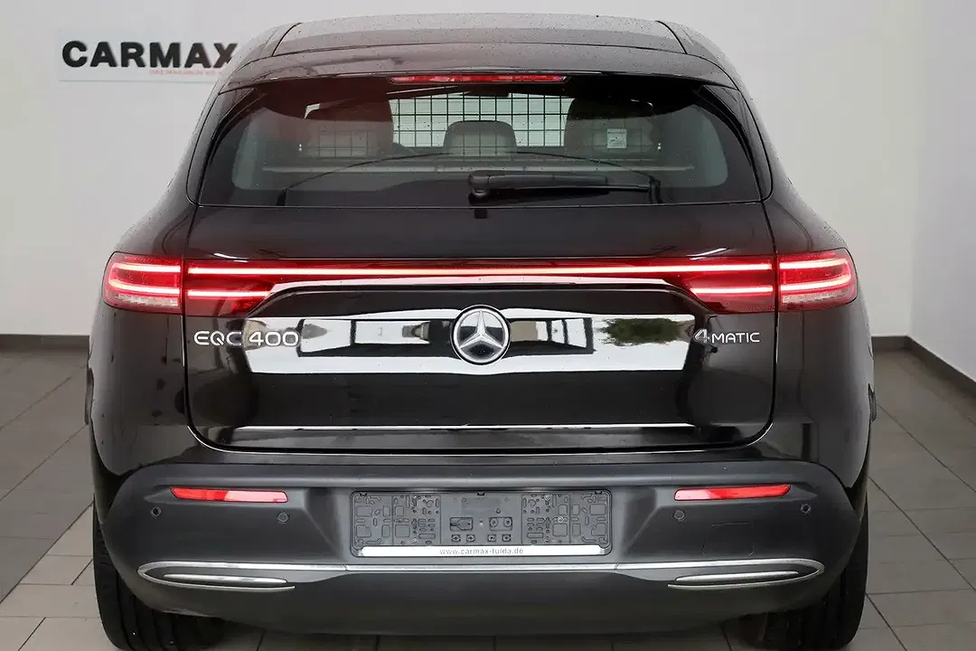 Mercedes-Benz EQC 400 - Thumbnail 28