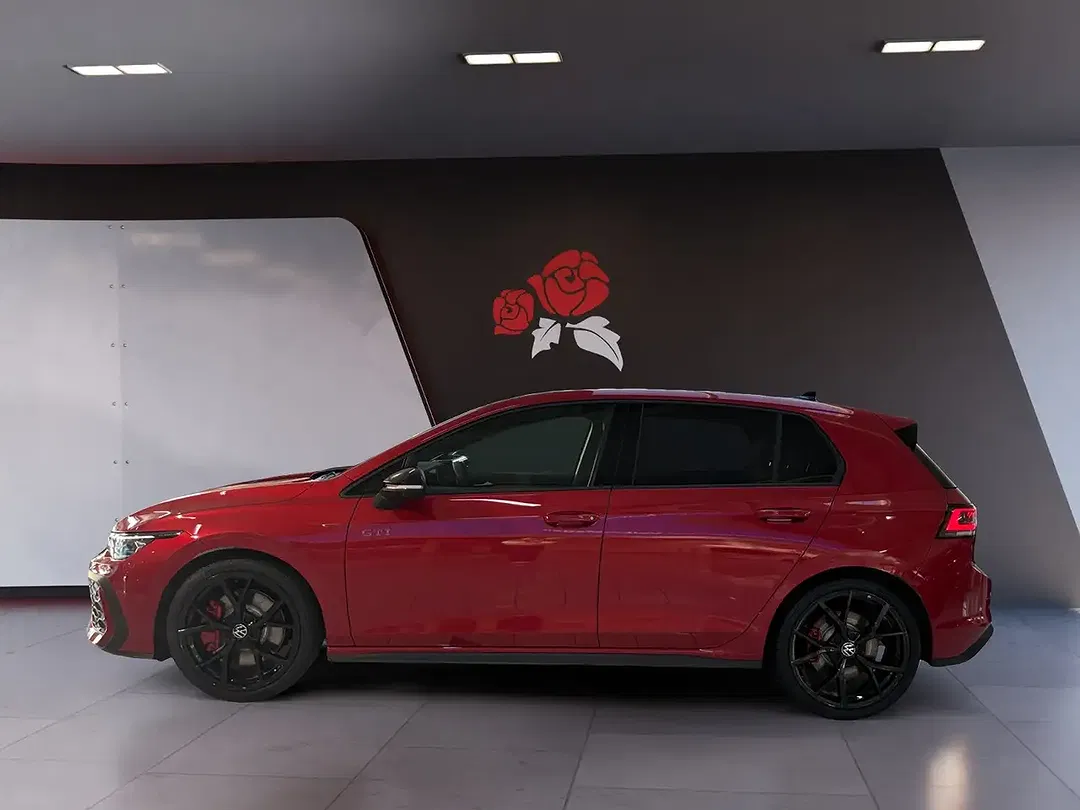 Volkswagen Golf GTI - Thumbnail 2
