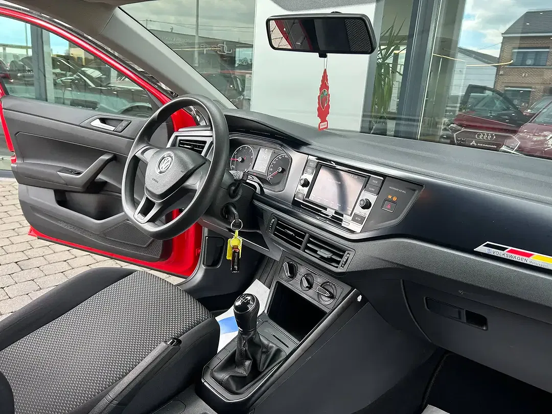 Volkswagen Polo - Thumbnail 11