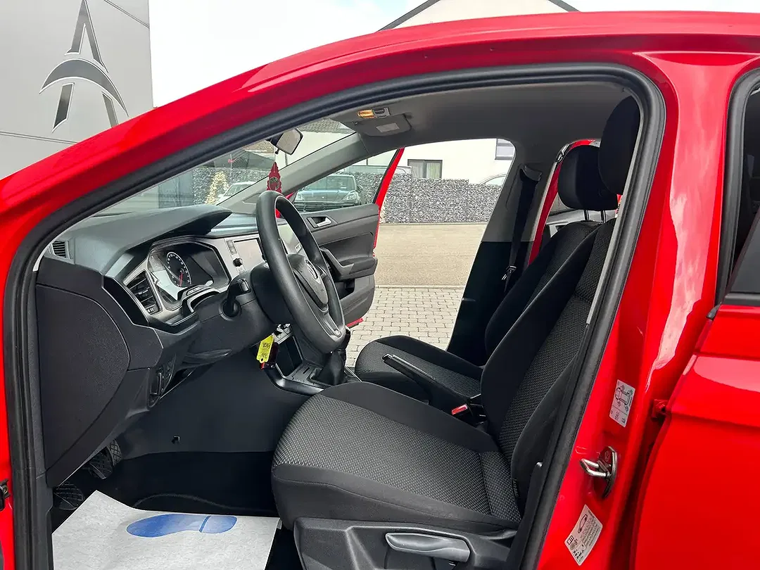 Volkswagen Polo - Thumbnail 8