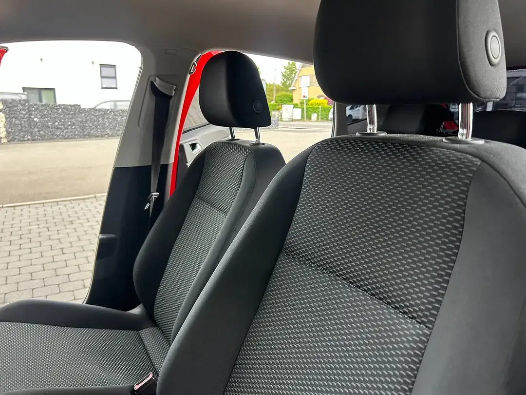 Volkswagen Polo - Thumbnail 9