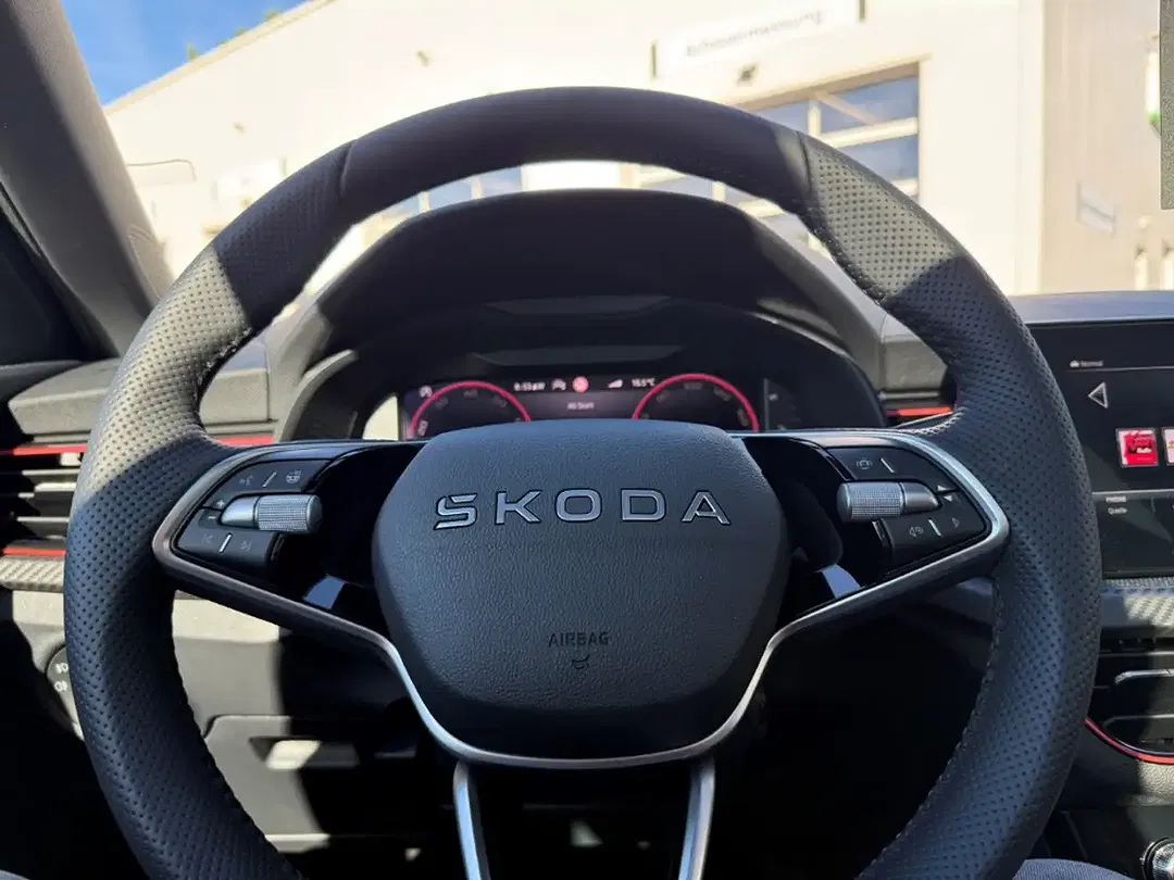 Skoda Kamiq - Thumbnail 7
