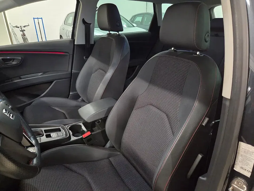SEAT Leon - Thumbnail 10
