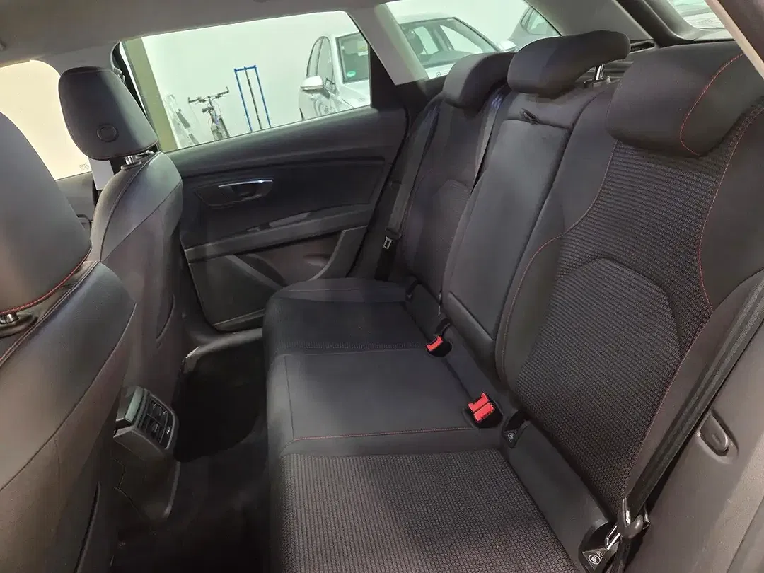 SEAT Leon - Thumbnail 11