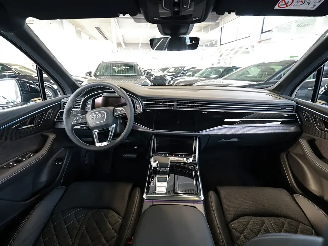 Audi Q7 - Thumbnail 7