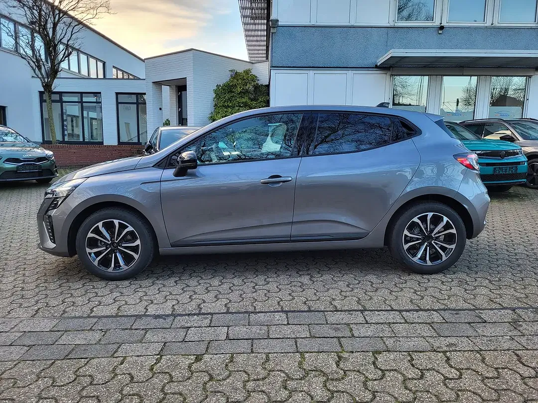 Renault Clio - Thumbnail 5