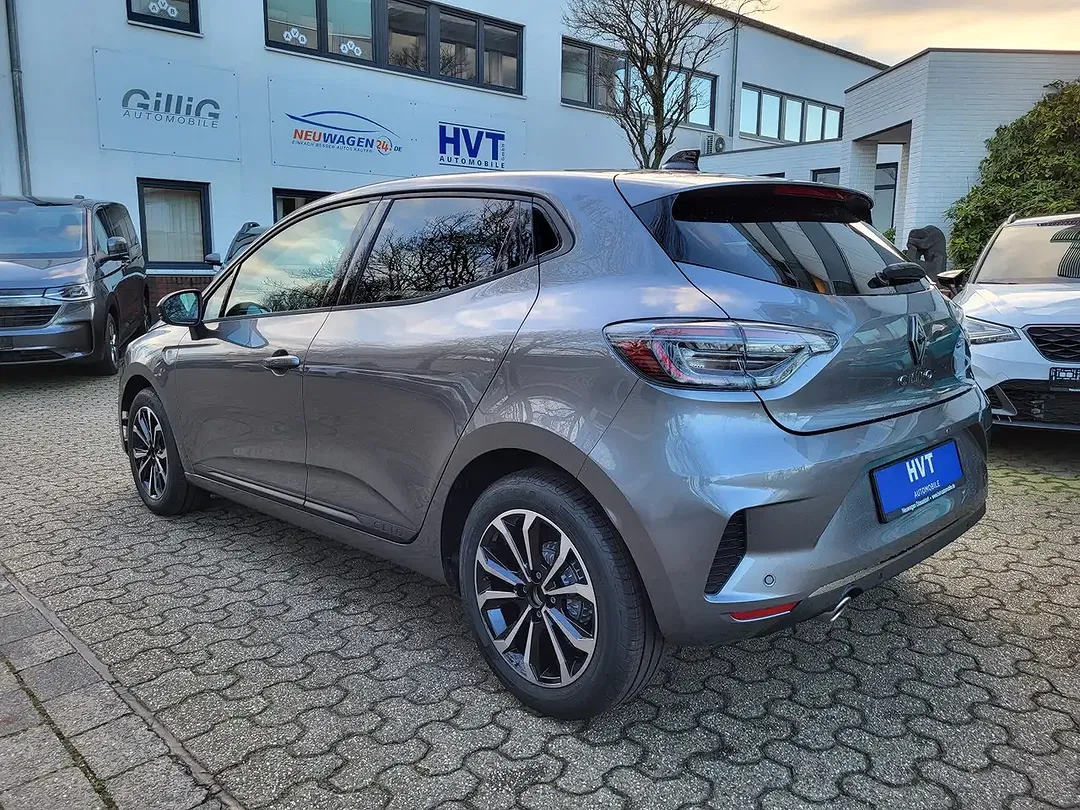 Renault Clio - Thumbnail 8