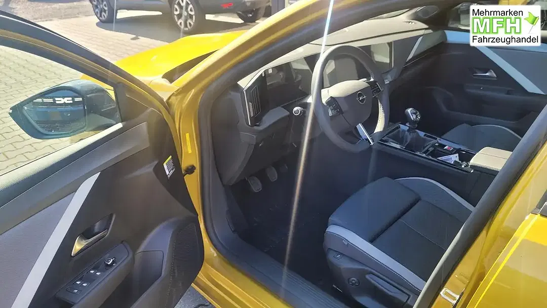 Opel Astra - Thumbnail 7