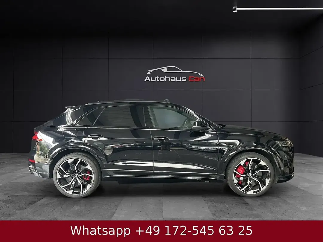 Audi RS Q8 - Thumbnail 2