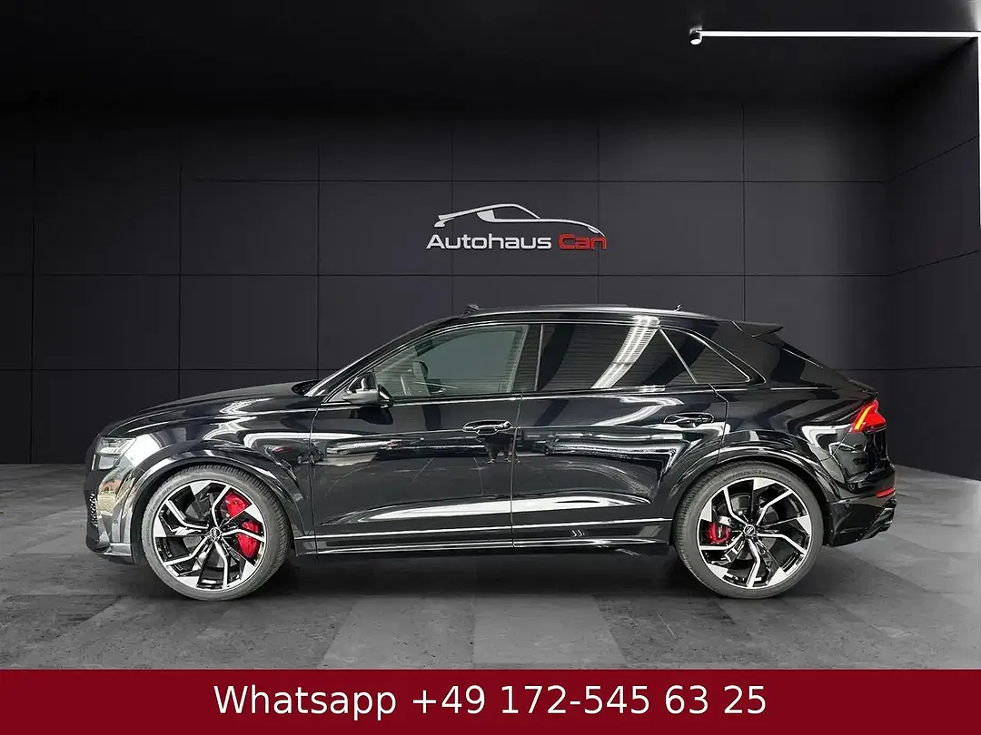 Audi RS Q8 - Thumbnail 3