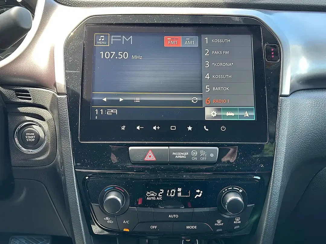 Suzuki Vitara - Thumbnail 11