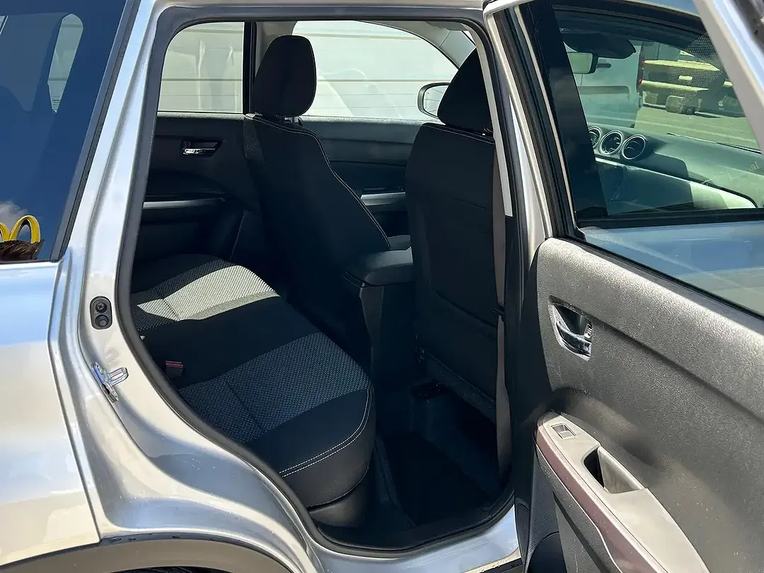 Suzuki Vitara - Thumbnail 15