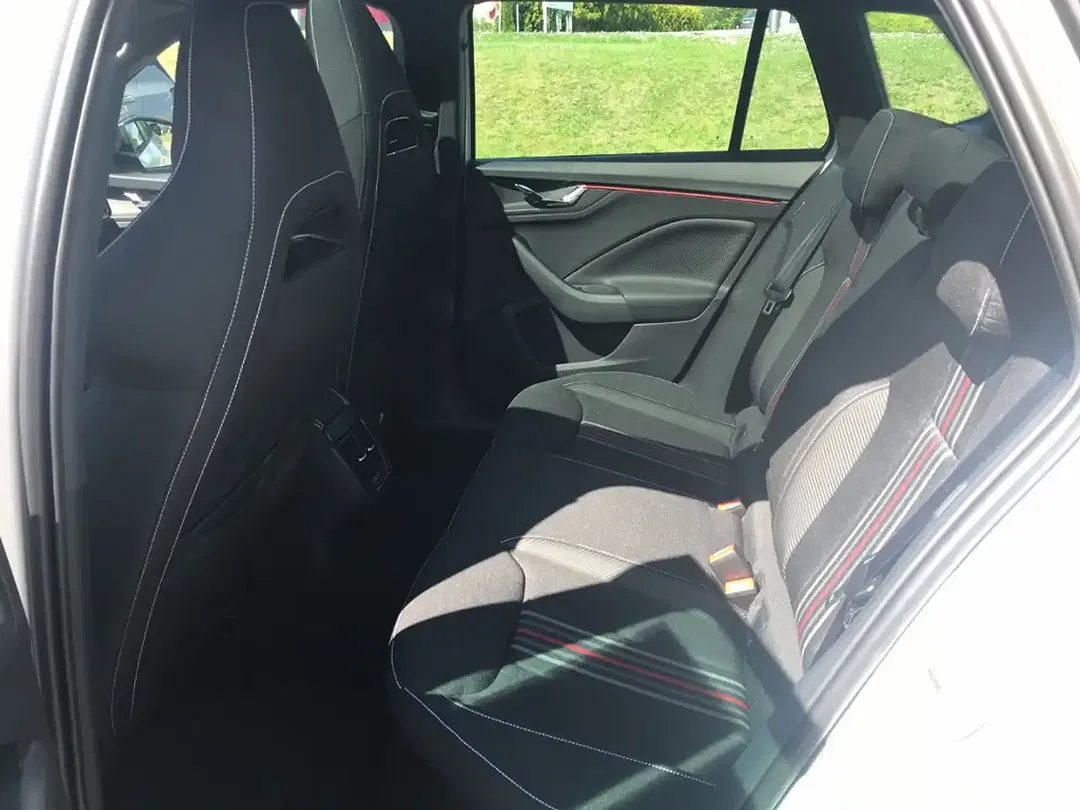 Skoda Kamiq - Thumbnail 10