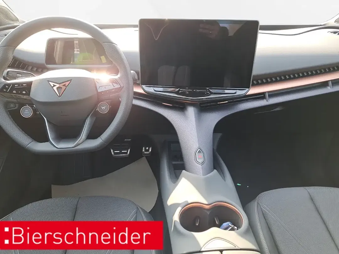 CUPRA Tavascan - Thumbnail 15