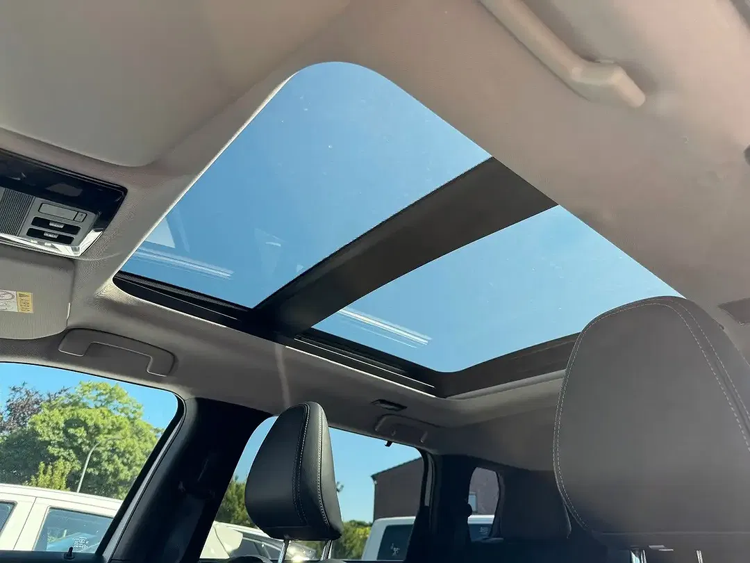 Mitsubishi Outlander - Thumbnail 15
