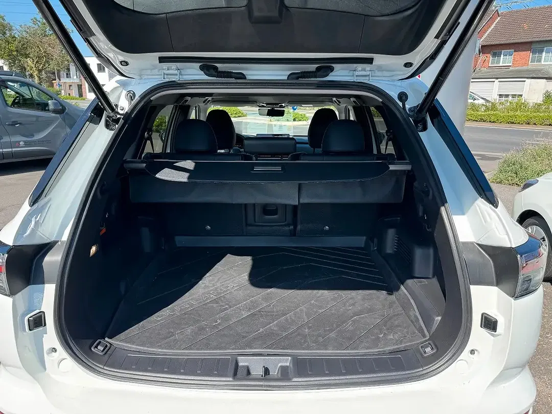 Mitsubishi Outlander - Thumbnail 8