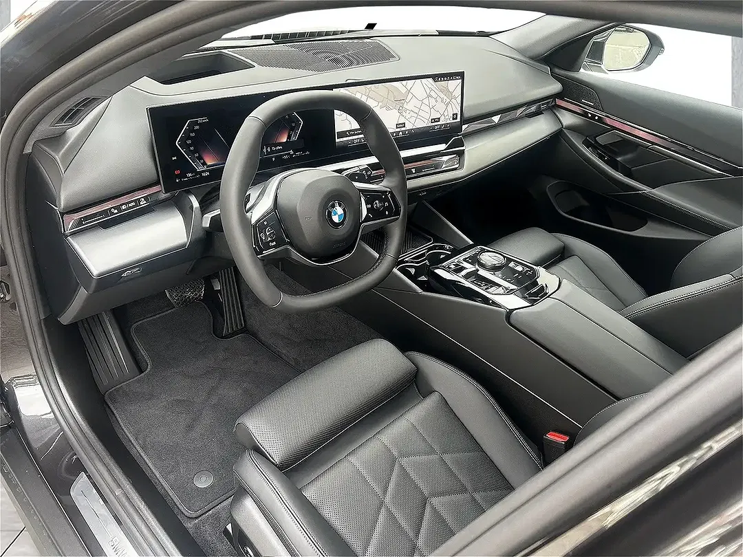 BMW 520 - Thumbnail 9