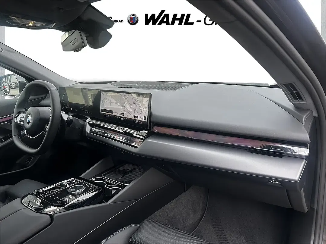BMW 520 - Thumbnail 17