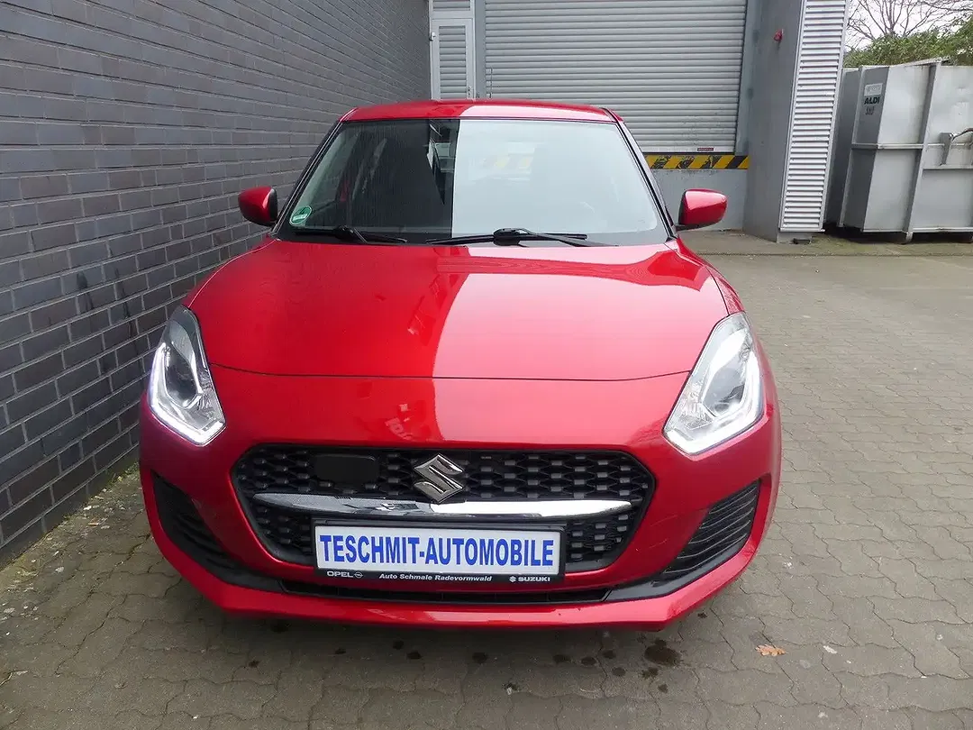 Suzuki Swift - Thumbnail 13