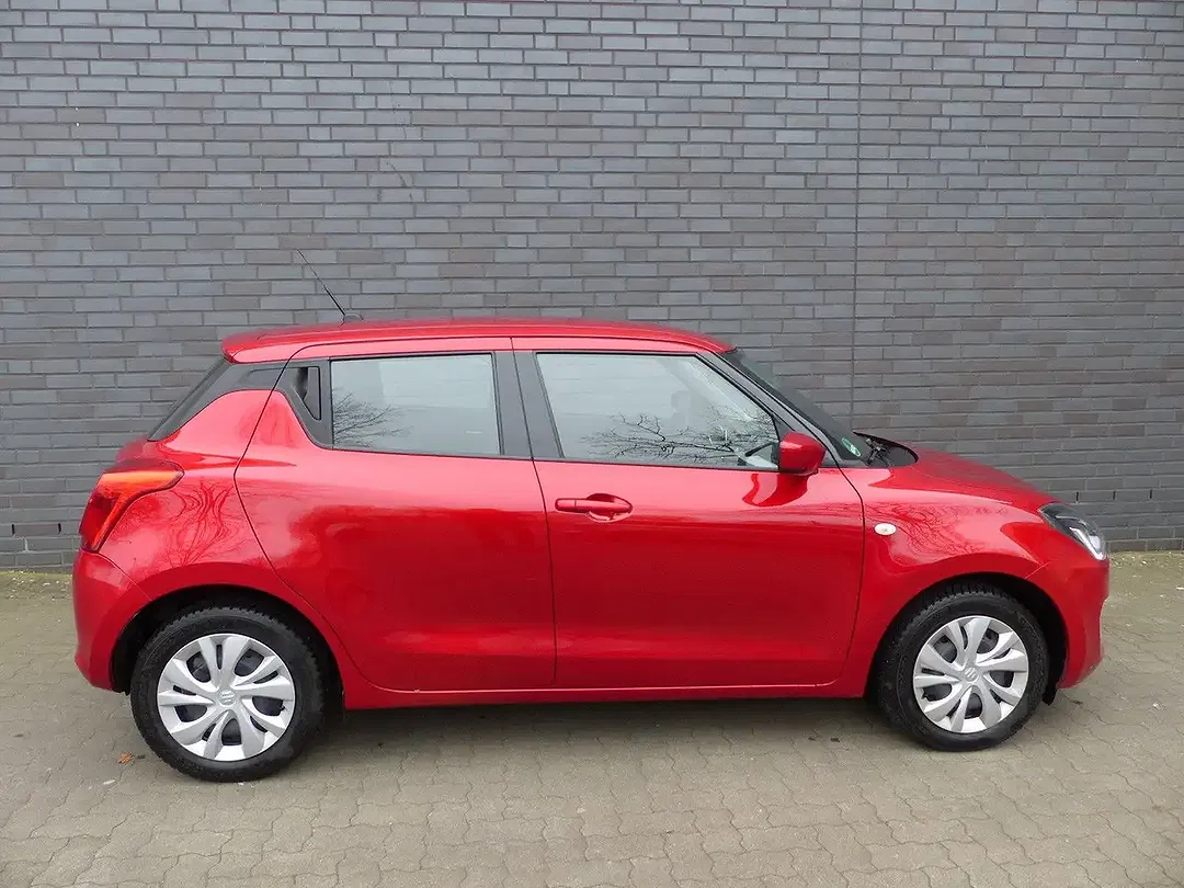 Suzuki Swift - Thumbnail 6