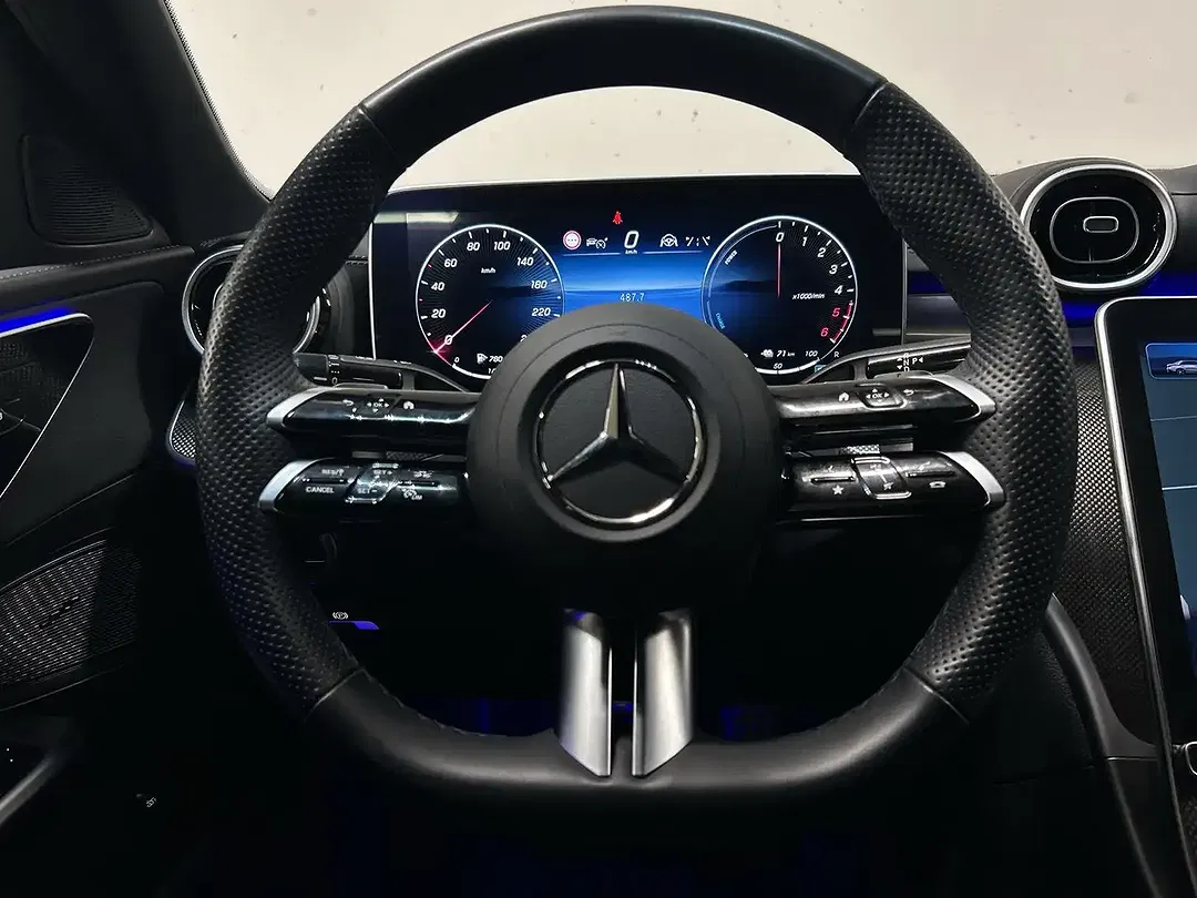 Mercedes-Benz C 300 - Thumbnail 9
