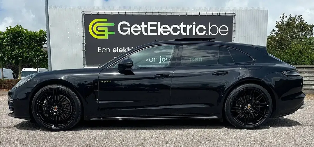 Porsche Panamera - Thumbnail 4