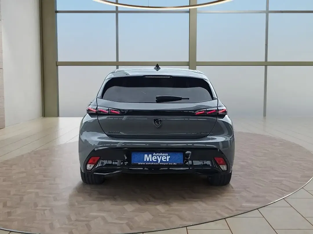 Peugeot 308 - Thumbnail 4