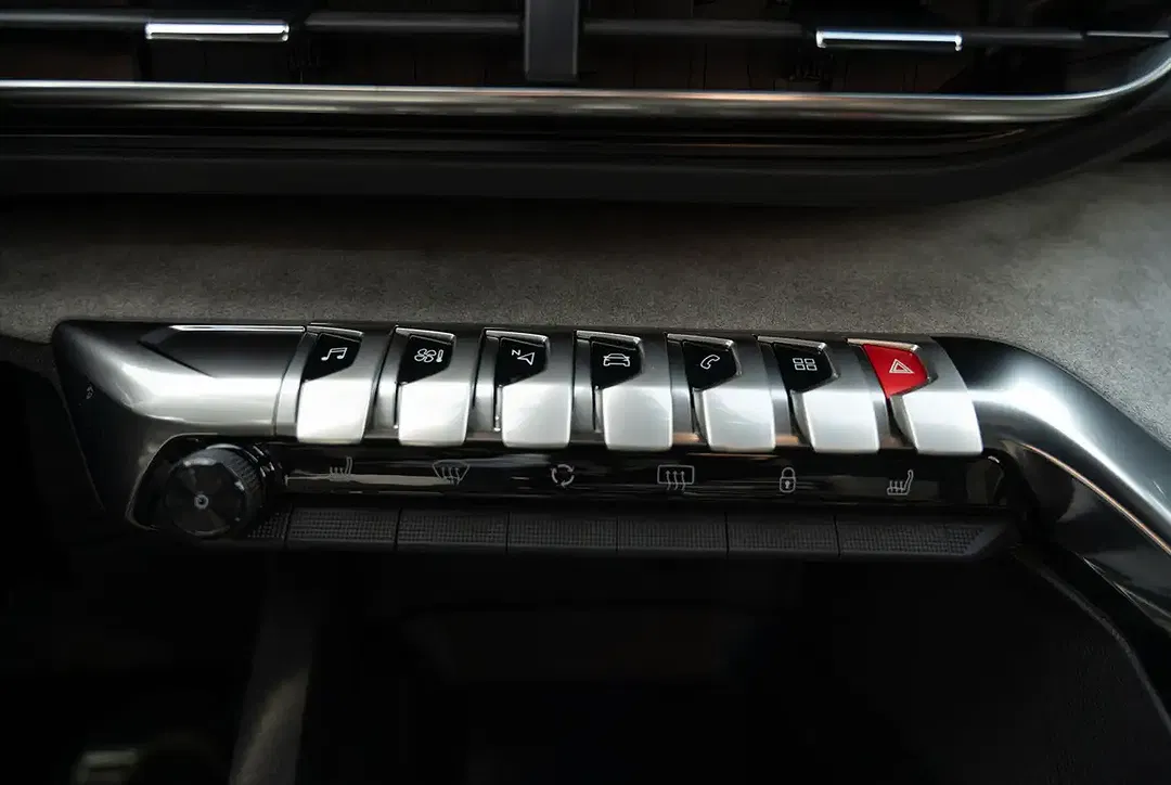 Peugeot 5008 - Thumbnail 11
