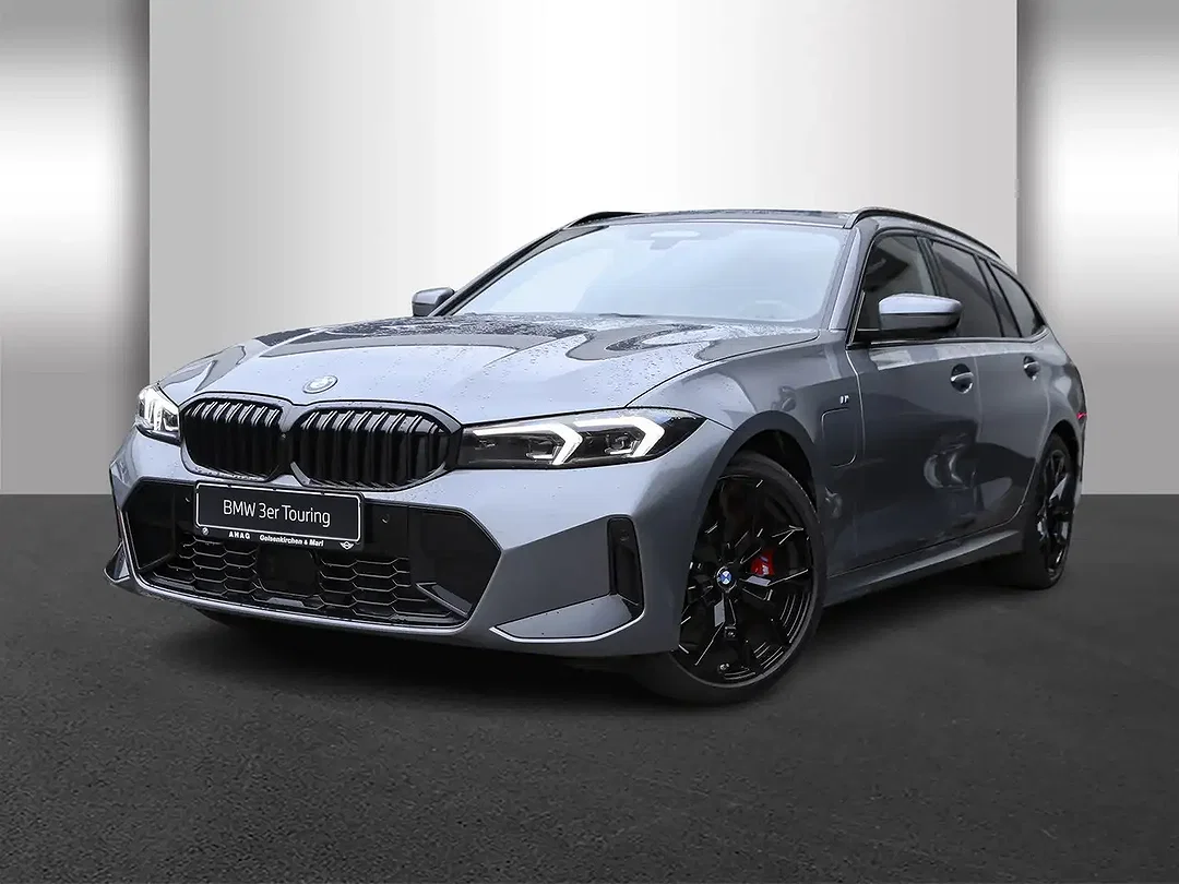 BMW 330 - Afbeelding 1