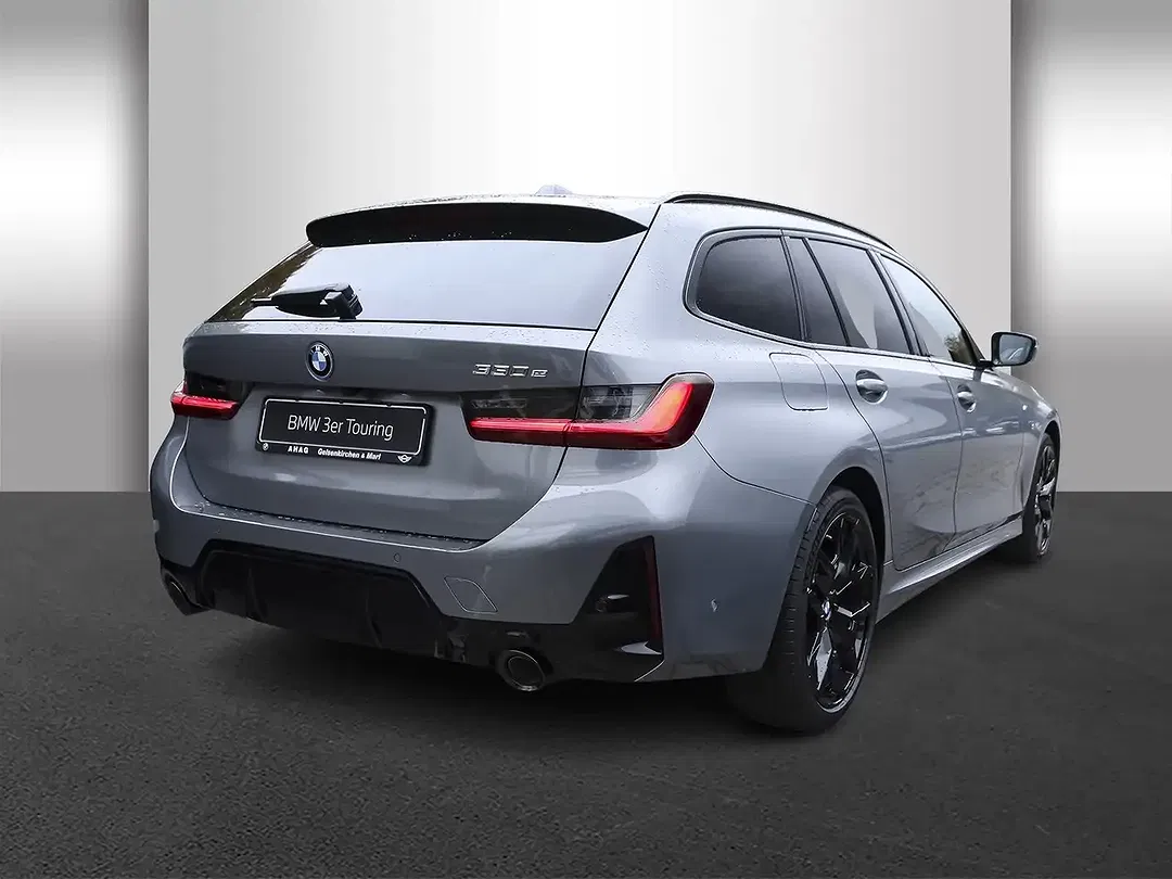 BMW 330 - Thumbnail 2