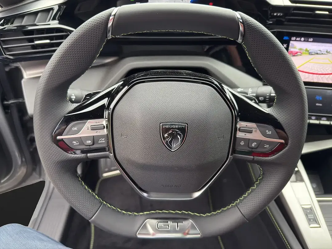 Peugeot 308 - Thumbnail 10