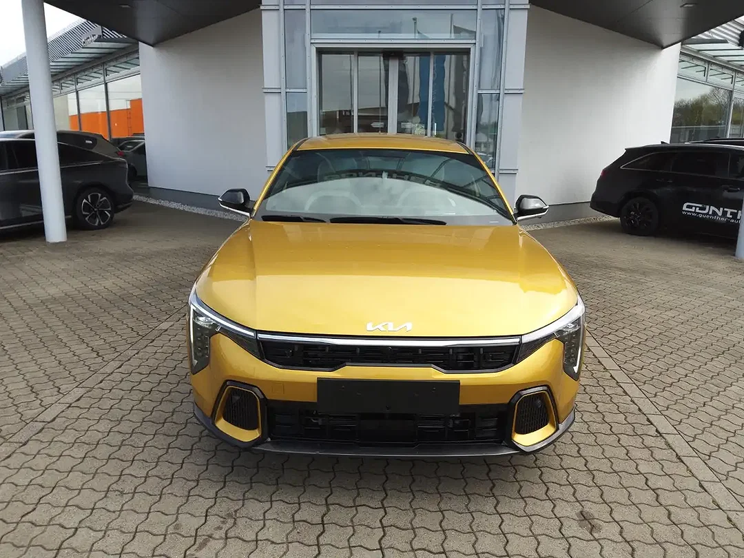 Kia K4 - Afbeelding 1