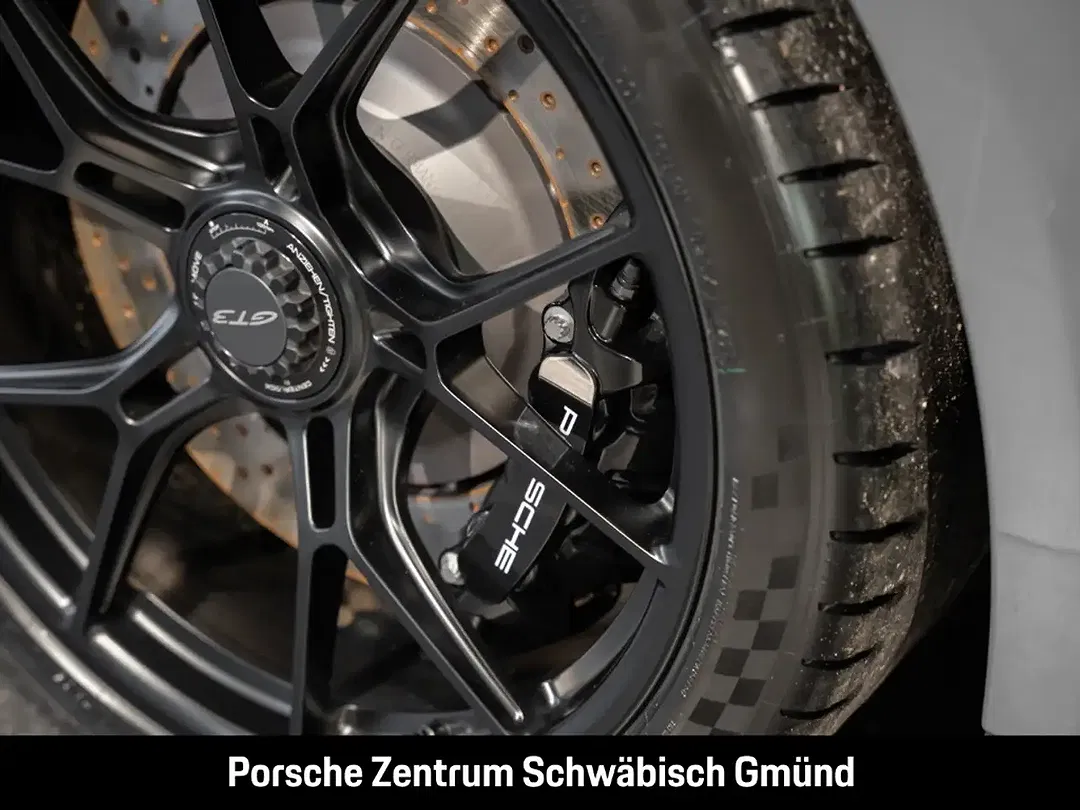 Porsche 992 - Thumbnail 14