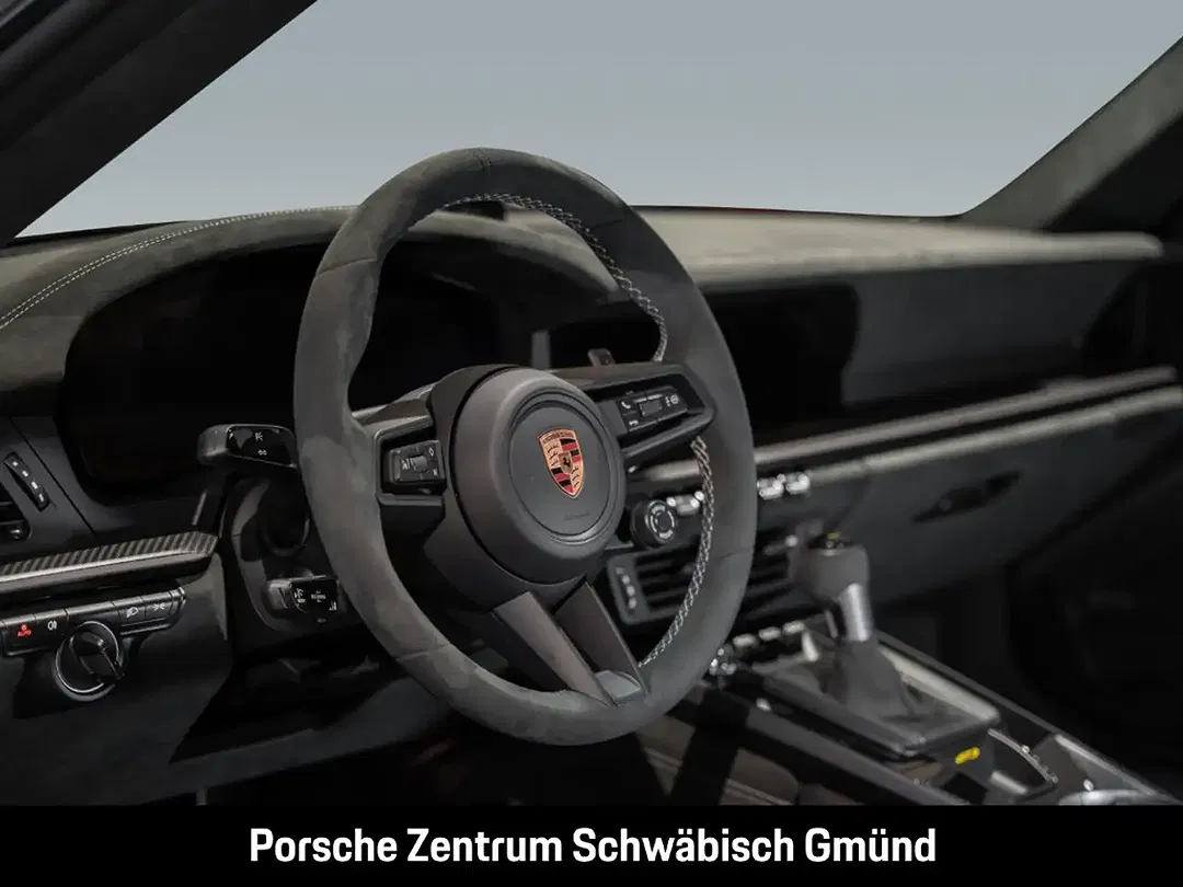 Porsche 992 - Thumbnail 7