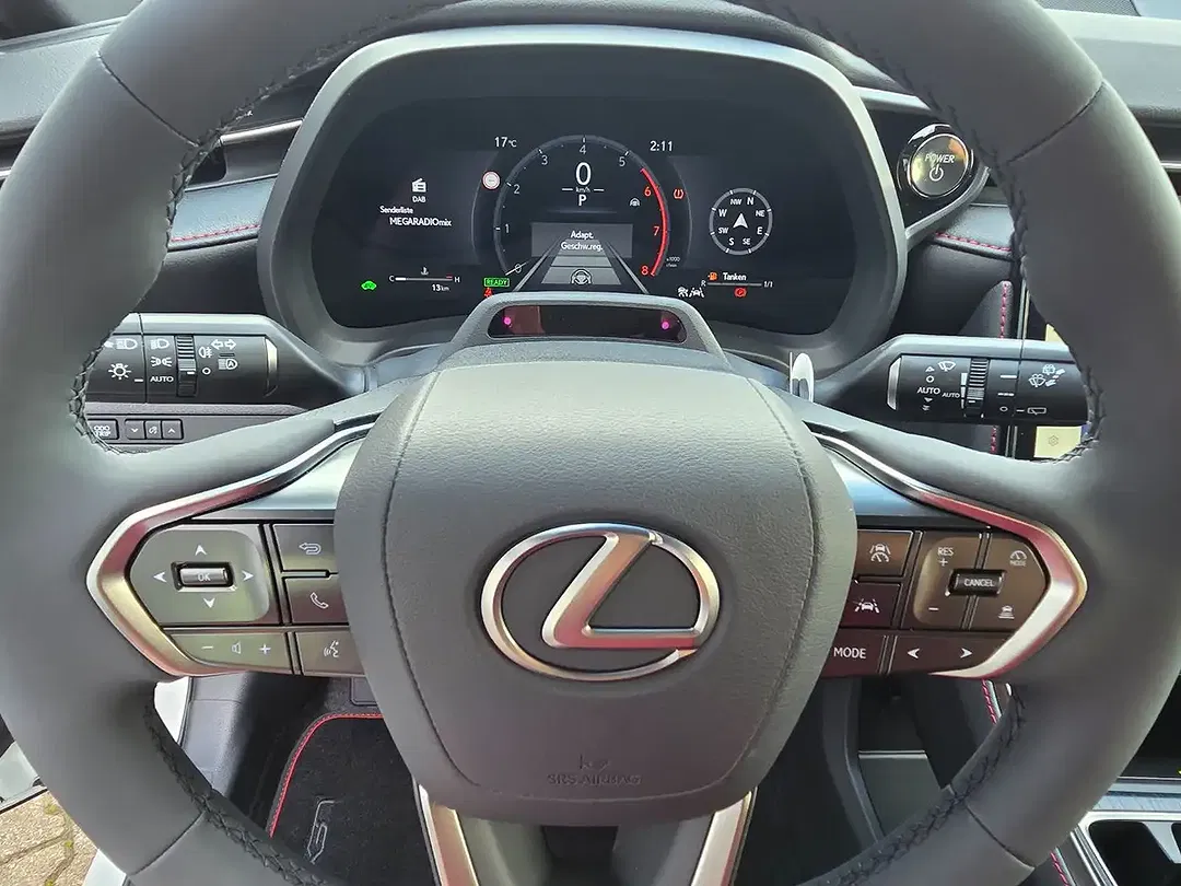 Lexus LBX - Thumbnail 11