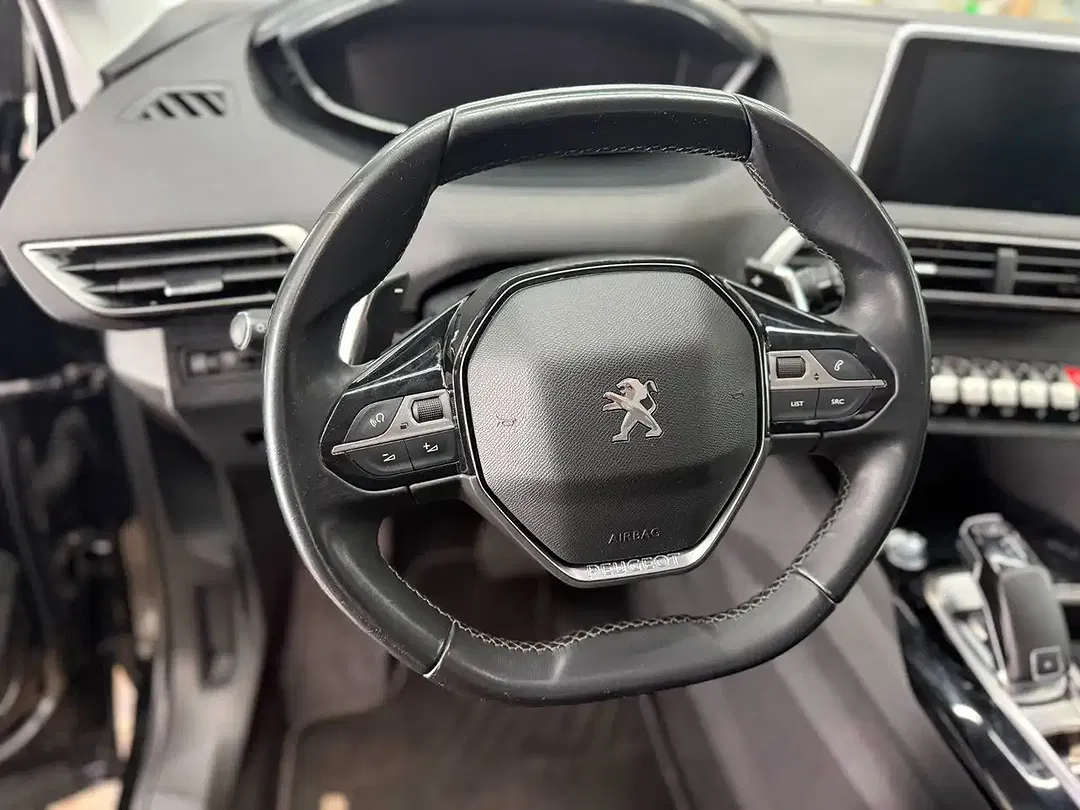 Peugeot 5008 - Thumbnail 10