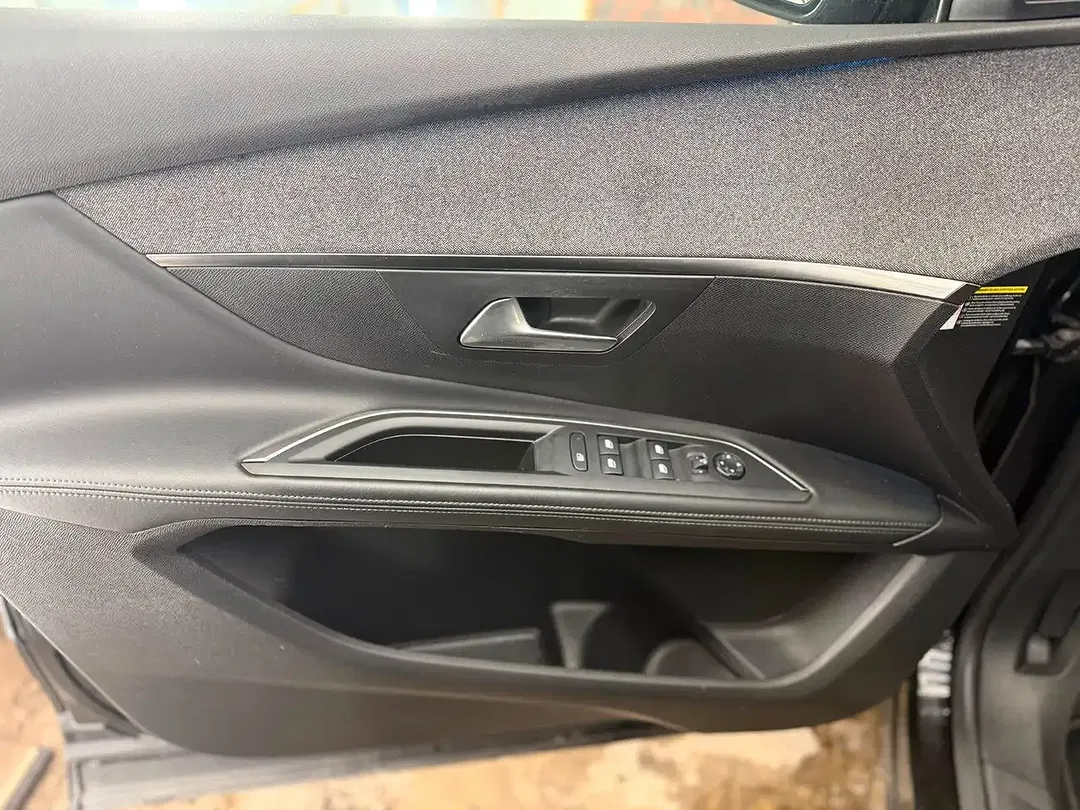 Peugeot 5008 - Thumbnail 13