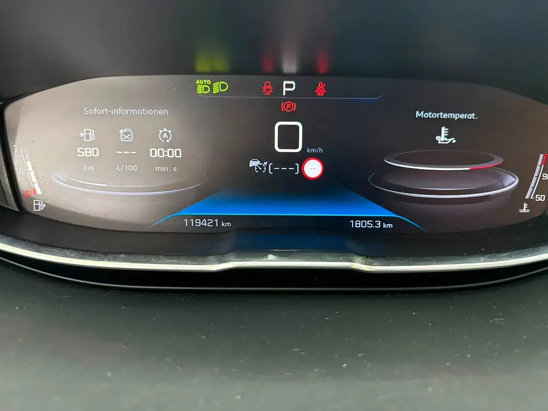 Peugeot 5008 - Thumbnail 14