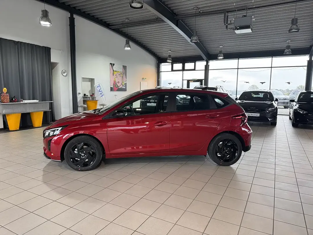 Hyundai i20 - Thumbnail 3
