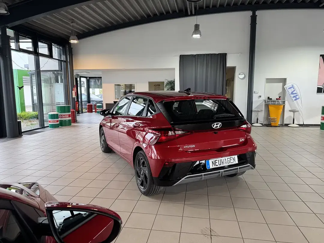 Hyundai i20 - Thumbnail 4